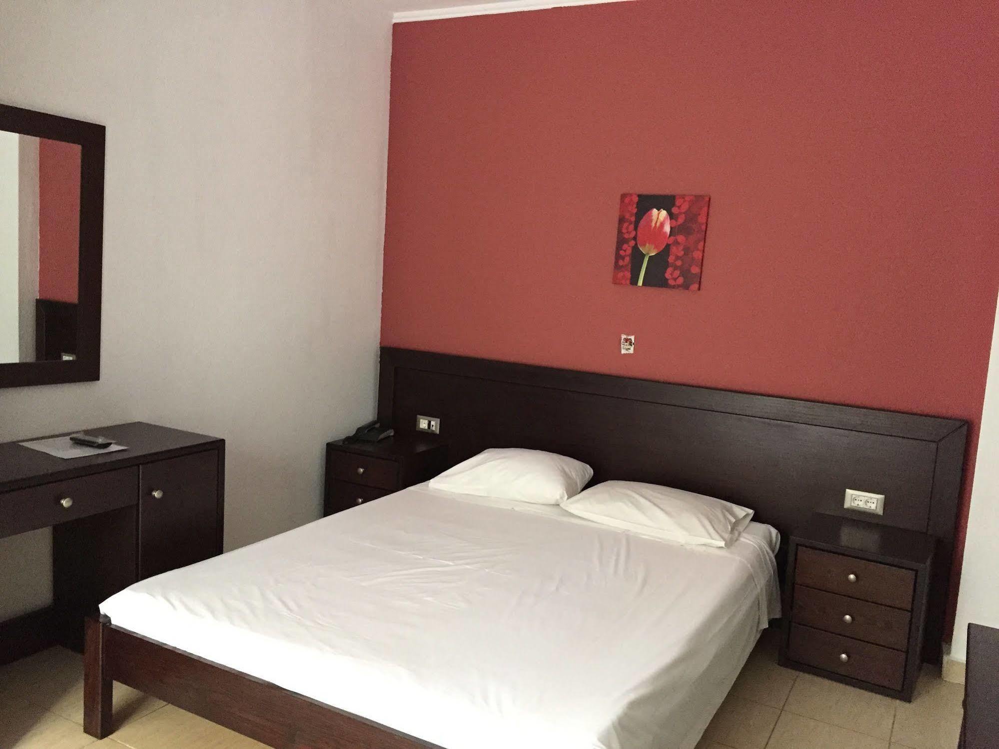 Comfort Hotel Apartments Rhodes City Екстер'єр фото